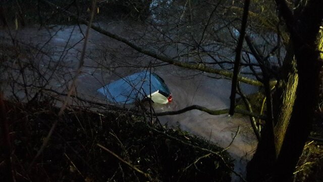 Pontrilas car in river.jpeg