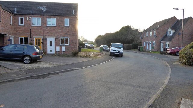 Glastonbury Close bend.jpg