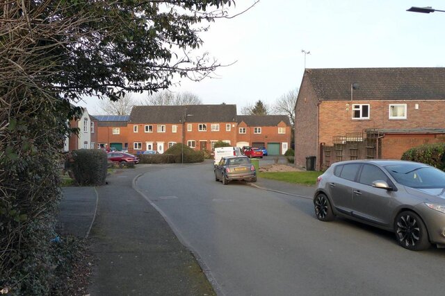 Glastonbury Close4.jpg