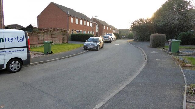 Glastonbury Close2.jpg