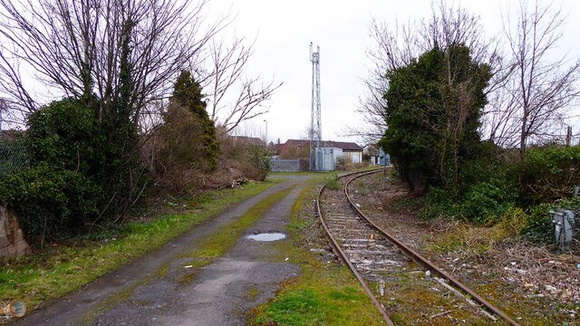 Station approach.jpg