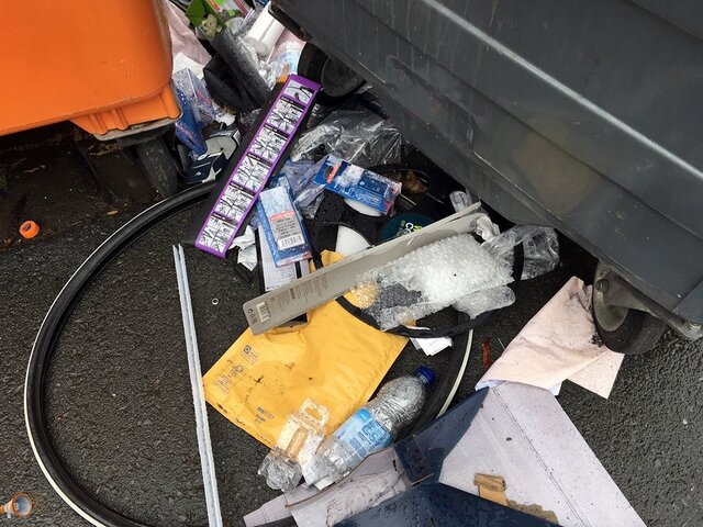 5abf48ed57782_HalfordsRubbish1.thumb.jpg.44f810d7b4015fb55f352c8a7794fe77.jpg
