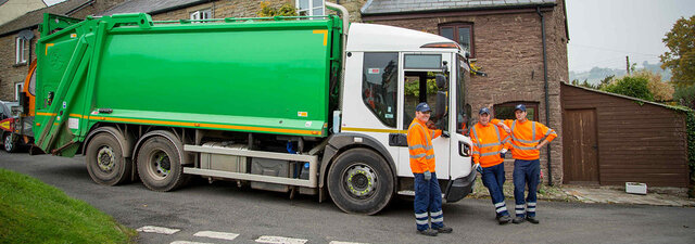 Bin_men_with_lorry.thumb.jpg.2dcdd14d7d79325aab7f9a0964984c44.jpg